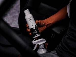 Tại sao nên chọn Combo Carfresh Fuwa3e thay vì mua lẻ từng sản phẩm? 3 Xịt khử mùi ô tô Carfresh - Sản phẩm khử mùi nội thất ô tô an toàn